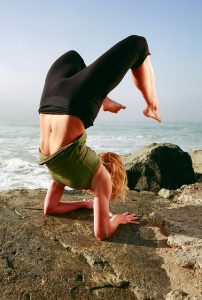 yogawoman-692789_640