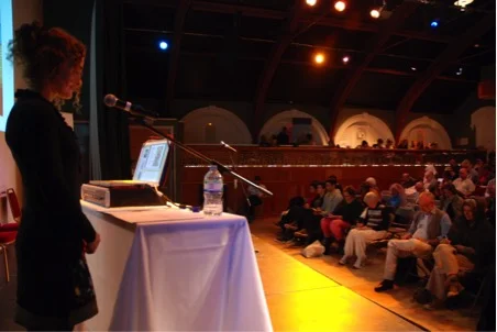 Leading a Lucid Writing session at a Gateways of the Mind conference in London